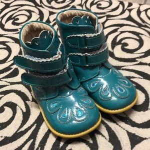 Livid & Luca boots size 9